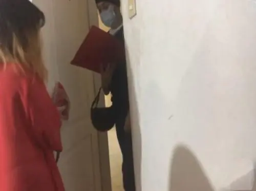 Kurir Paket Garap Ibu Rumah Tangga Ganas